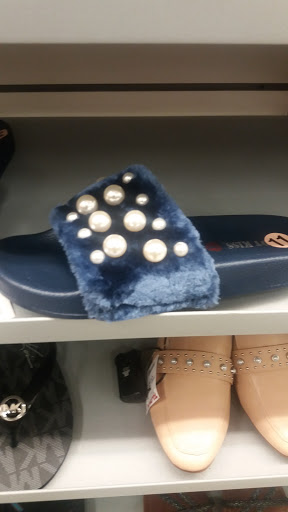 Department Store «T.J. Maxx», reviews and photos, 875 Queen St, Southington, CT 06489, USA