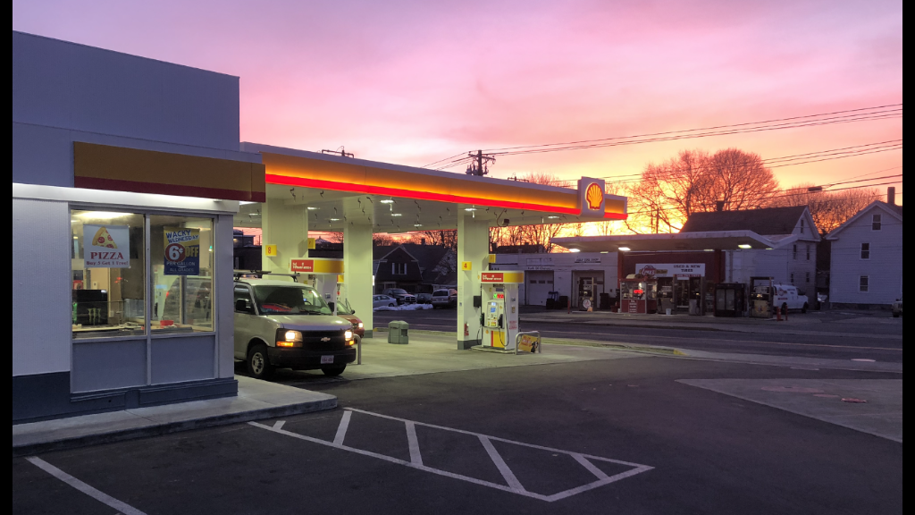 Karine's Pizza & Deli 01752