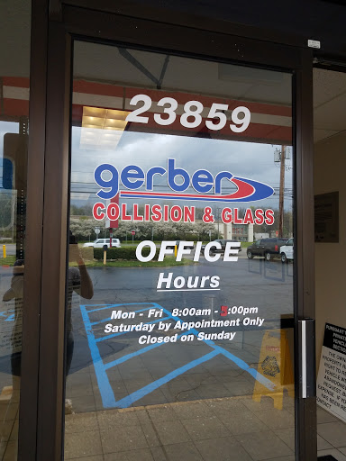 Auto Body Shop «Gerber Collision & Glass», reviews and photos, 23859 Telegraph Rd, Southfield, MI 48033, USA