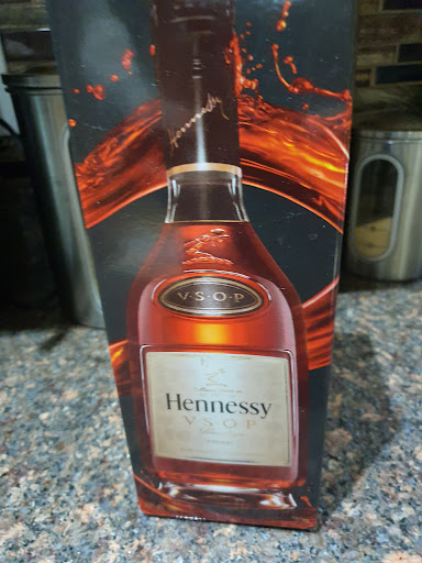 Liquor Store «Dorchester Supreme Liquor Inc», reviews and photos, 540 Gallivan Blvd # 11, Dorchester Center, MA 02124, USA