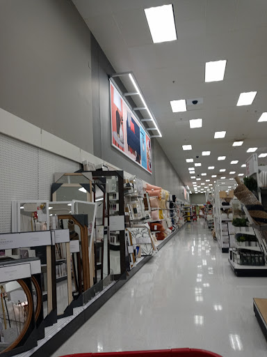 Department Store «Target», reviews and photos, 300 S Randall Rd, Elgin, IL 60123, USA