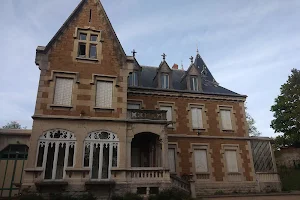 Pont-de-Cheruy Public Garden image