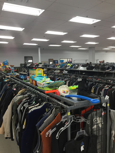Thrift Store «Thrift World of Dallas», reviews and photos, 3046 Forest Ln # 100, Dallas, TX 75234, USA