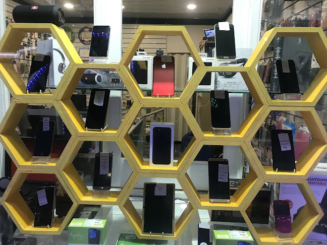 Reviews of Bee Tech in Edinburgh - Computer store
