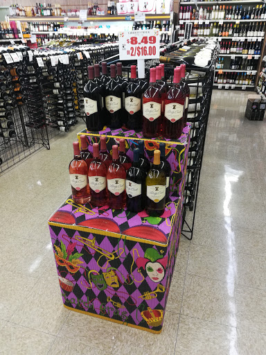 Liquor Store «Thrifty Discount Liquor & Wines #5», reviews and photos, 3101 W Bert Kouns Industrial Loop, Shreveport, LA 71118, USA