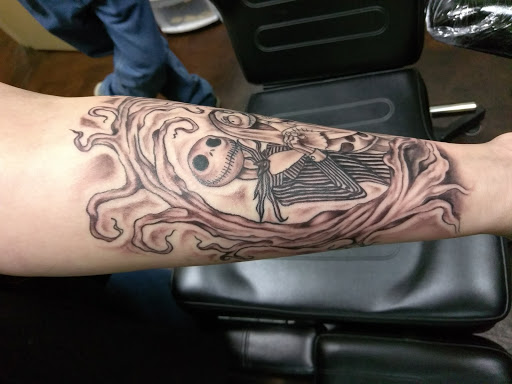 Tattoo Shop «Karma Tattoo Studio», reviews and photos, 10630 N 59th Ave #106, Glendale, AZ 85304, USA