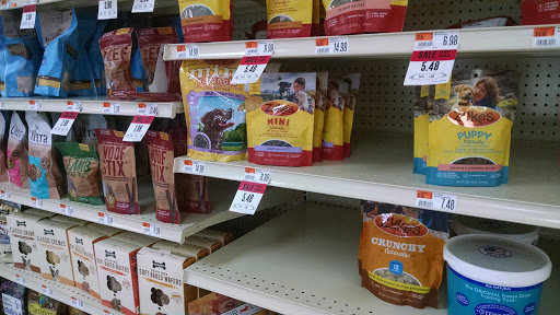 Pet Supply Store «Pet Supplies Plus», reviews and photos, 1816 S Stephenson Ave, Iron Mountain, MI 49801, USA