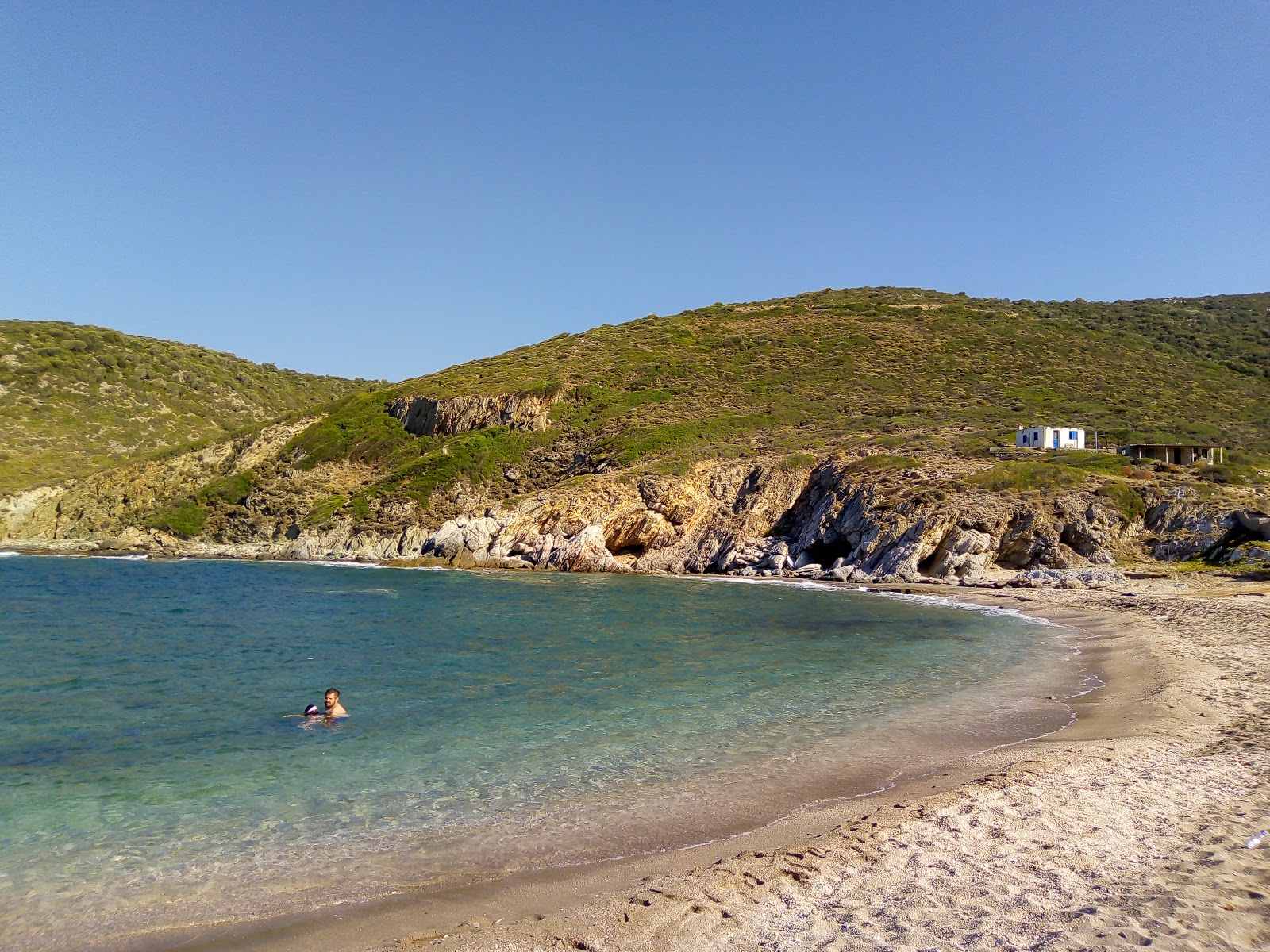 Photo of Zarakes beach with small bay