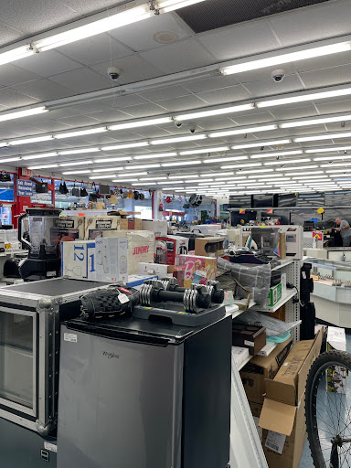 Pawn Shop «Pawn Max», reviews and photos, 1430 E Fowler Ave, Tampa, FL 33612, USA