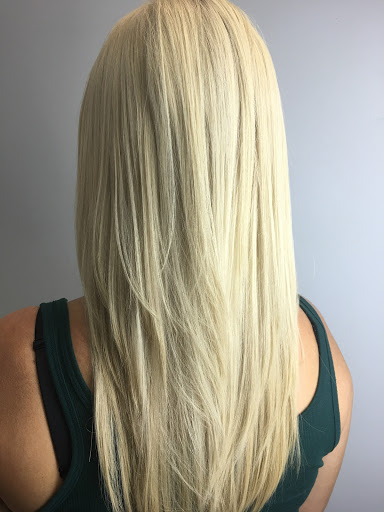 Hair Salon «Beauty Bar Salon & Spa», reviews and photos, 12950 E Colonial Dr, Orlando, FL 32826, USA