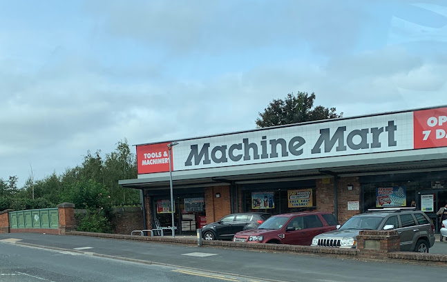 Machine Mart Manchester Openshaw - Hardware store