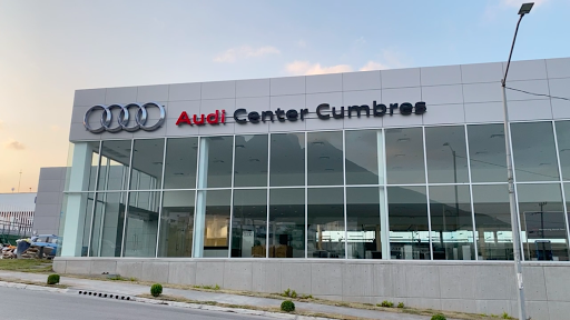 Audi Center Cumbres