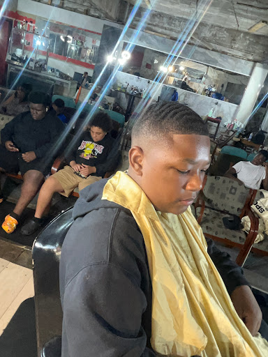 Barber Shop «SpotLight Barber Shop», reviews and photos, 2673 N Buffum St, Milwaukee, WI 53212, USA