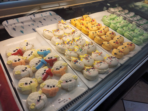 Japanese Grocery Store «Mitsuwa Marketplace», reviews and photos, 595 River Rd, Edgewater, NJ 07020, USA