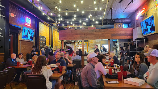 Pizza Restaurant «Cadillac Pizza Pub», reviews and photos, 112 S Kentucky St, McKinney, TX 75069, USA