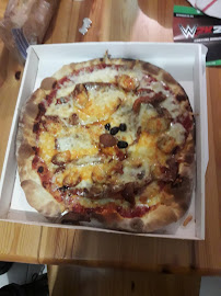 Plats et boissons du Pizzeria La Pizza de Jan à Gattières - n°5
