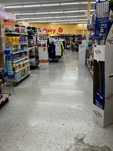 Dollar Store «FAMILY DOLLAR», reviews and photos, 64 Fenton Plaza, Fenton, MO 63026, USA