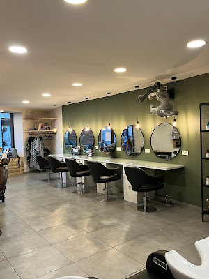 Le Loft Hair by Mandy à Yenne