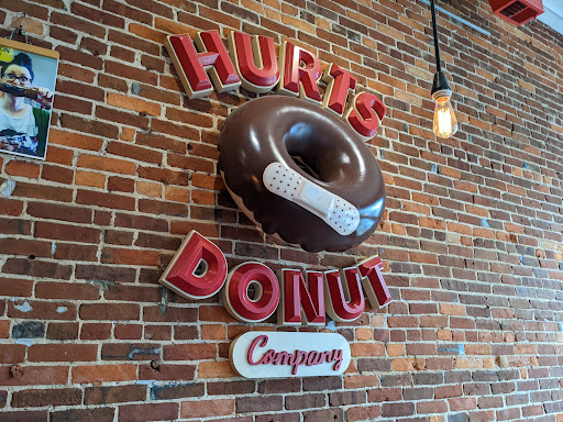 Donut Shop «Hurts Donut Company», reviews and photos, 320 Park Central W, Springfield, MO 65806, USA