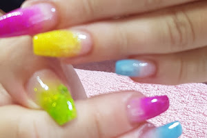 MyLe nails