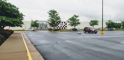 Go-Kart Track «Autobahn Indoor Speedway & Events - Manassas, VA», reviews and photos, 8300 Sudley Rd A5, Manassas, VA 20109, USA