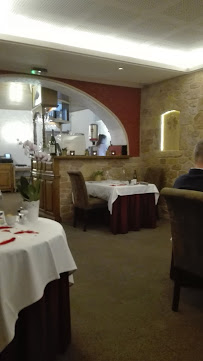 Atmosphère du Restaurant français La Table St Martin à Sauxillanges - n°5