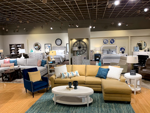 Furniture Store «Bassett Home Furnishings», reviews and photos, 1551 Carl D. Silver Parkway, Fredericksburg, VA 22401, USA