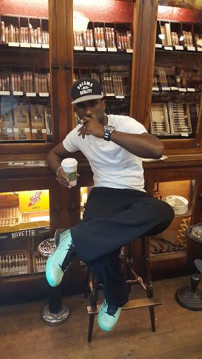 Tobacco Shop «Georgetown Tobacco», reviews and photos, 3144 M St NW, Washington, DC 20007, USA