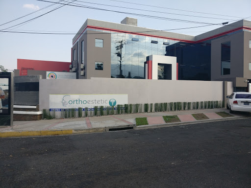 Edificio Orthoestetic Center (Miramonte)