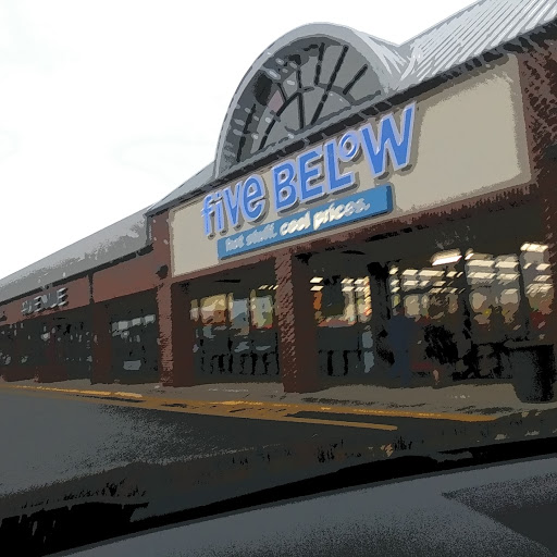 Shopping Mall «Riverdale Shops», reviews and photos, 935 Riverdale St, West Springfield, MA 01089, USA