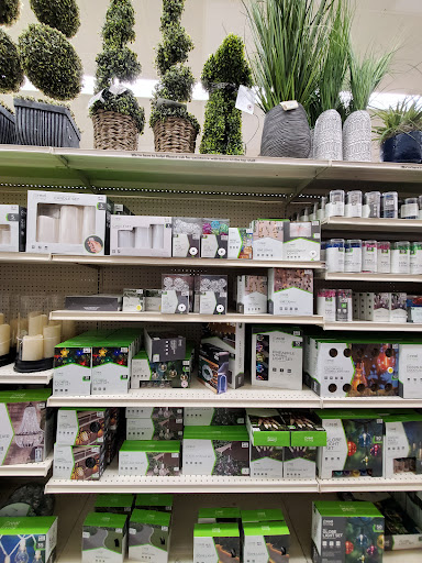 Discount Store «Big Lots», reviews and photos, 103 N Poplar St, Searcy, AR 72143, USA