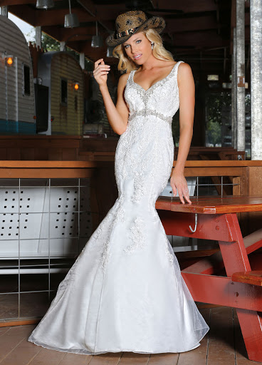 Bridal Shop «American Tuxedo and Bridal», reviews and photos, 3629 Gallatin Pike, Nashville, TN 37216, USA