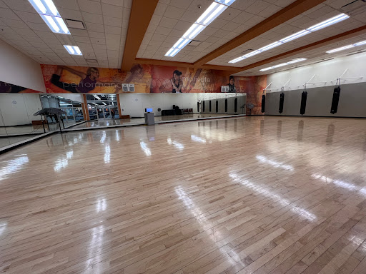 Gym «LA Fitness», reviews and photos, 115 Skokie Valley Rd, Highland Park, IL 60035, USA