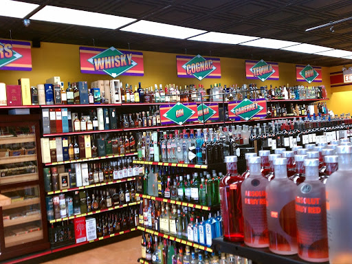 Liquor Store «Gold Crown Liquors Store», reviews and photos, 3425 N Clark St, Chicago, IL 60657, USA