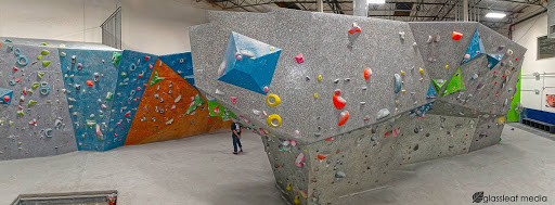 Rock Climbing Gym «Hangar 18 Indoor Climbing Gym - Rancho Cucamonga», reviews and photos, 9004 Hyssop Dr, Rancho Cucamonga, CA 91730, USA