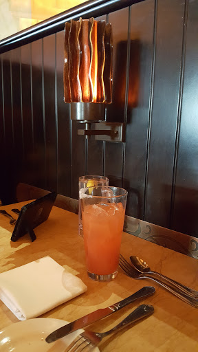 Restaurant «The Cheesecake Factory», reviews and photos, 24250 Town Center Dr, Santa Clarita, CA 91355, USA