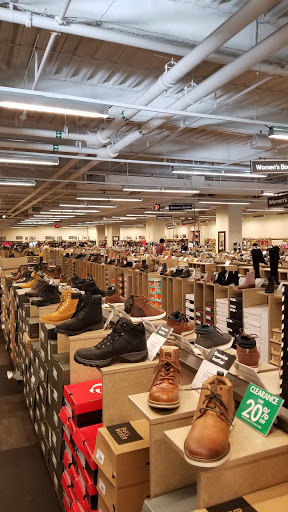 DSW Designer Shoe Warehouse