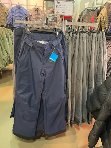 Sportswear Store «Columbia Sportswear Outlet Store at Lighthouse Place Premium Outlets», reviews and photos, 1710 Lighthouse Pl, Michigan City, IN 46360, USA