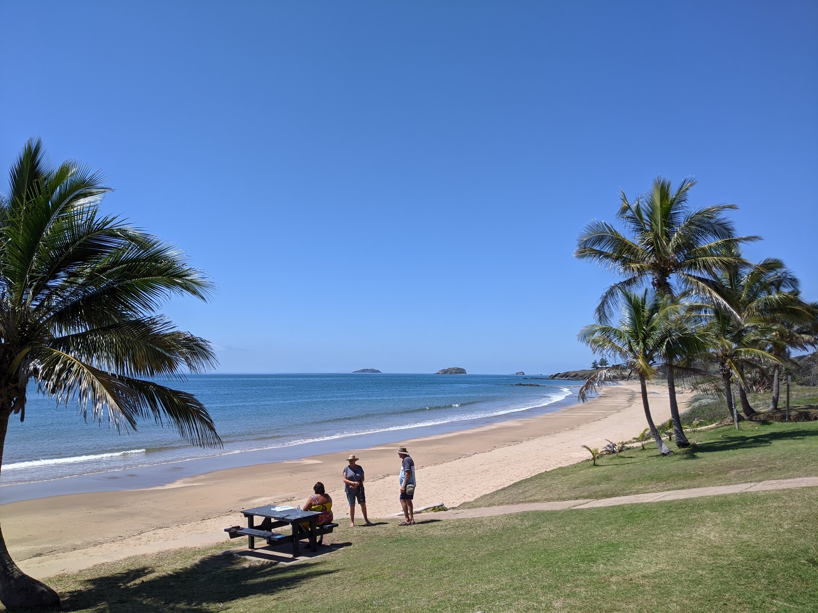 Zdjęcie Emu Park Main Beach z proste i długie