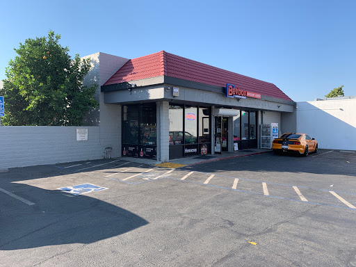 Liquor Store «Peoples Market & Liquor», reviews and photos, 386 Parker Ave, Rodeo, CA 94572, USA