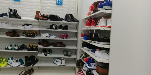 Clothing Store «Ross Dress for Less», reviews and photos, 849 Dawsonville Hwy, Gainesville, GA 30501, USA