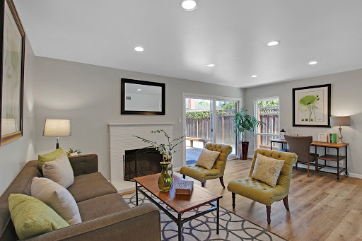 Rinu Real Estate image