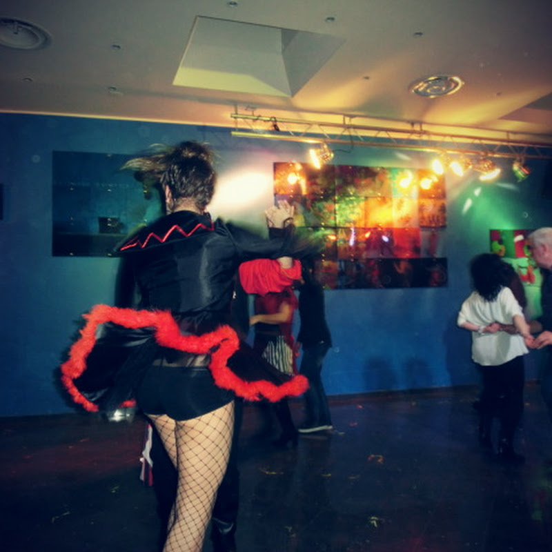 Melaluna Center Dance