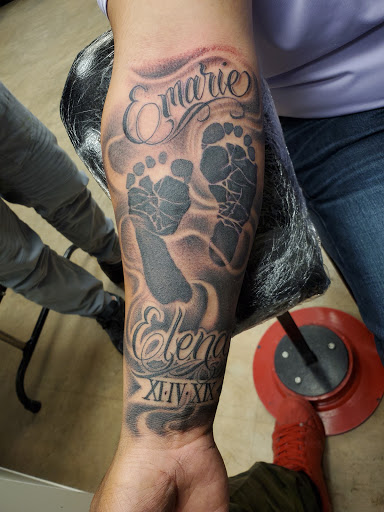 Tattoo Shop «Aztec Ink», reviews and photos, 8920 North Fwy, Houston, TX 77037, USA