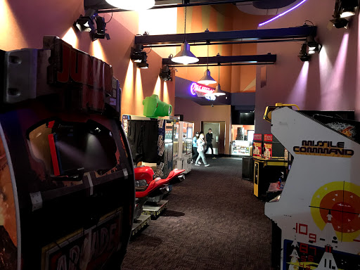 Movie Theater «Harkins Theatres Southlake 14», reviews and photos, 1450 Plaza Pl, Southlake, TX 76092, USA