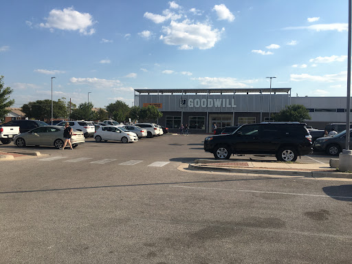 Thrift Store «Goodwill Central Texas - Bastrop», reviews and photos