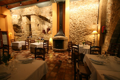 Restaurante La Almazara - Ráfales - Rabanella, S/N, 44589 Ráfales, Teruel, Spain
