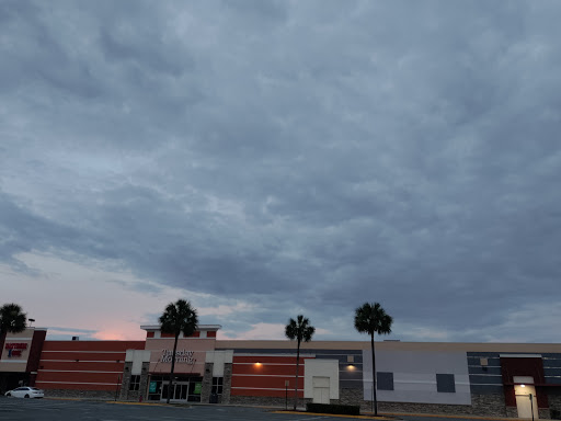 Shopping Mall «Shady Oaks Shopping Center», reviews and photos, 2415 SW 27th Ave, Ocala, FL 34471, USA