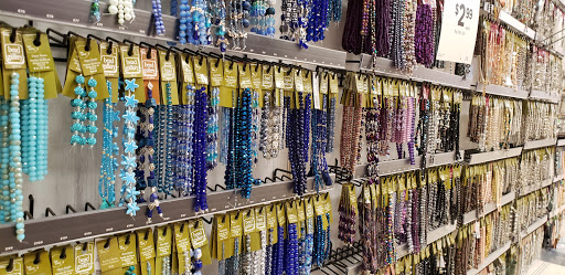 Craft Store «Michaels», reviews and photos, 7010 West Forest Preserve Drive, Norridge, IL 60706, USA