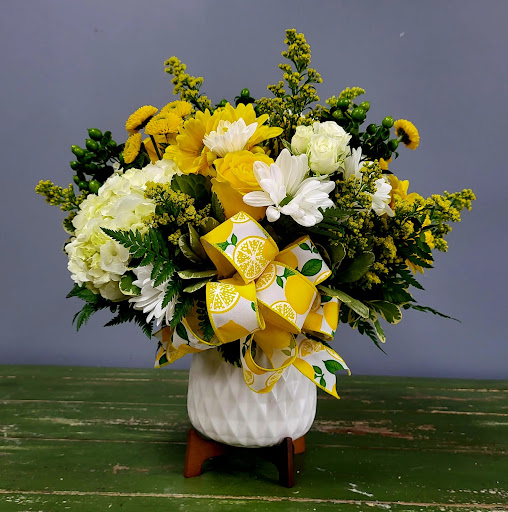 Florist «Flowers Of Marietta», reviews and photos, 1100 Johnson Ferry Rd #250B, Marietta, GA 30068, USA